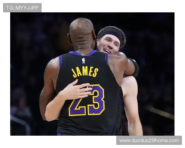 湖人连胜势不可挡詹姆斯领衔全队再创赛季新高